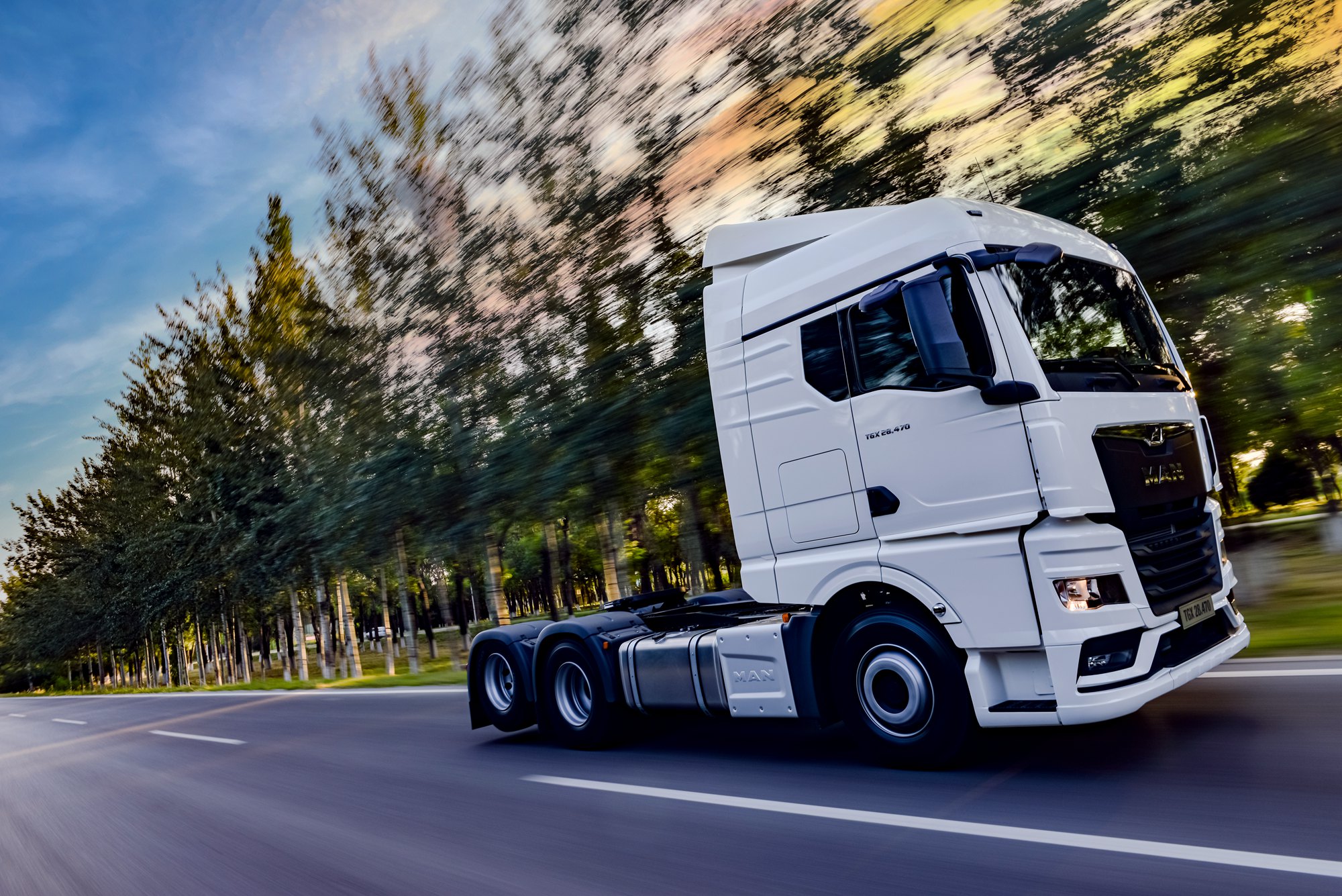 7. 曼恩全新一代TGX.jpg