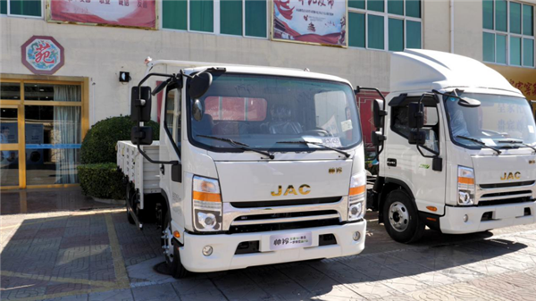 1603529171842.png 发动机只换不修?这款新上市的帅铃宽体安康160轻卡为何如此自信?1024652.png