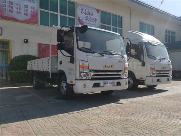 1603529252999.png 发动机只换不修?这款新上市的帅铃宽体安康160轻卡为何如此自信?10242119.png