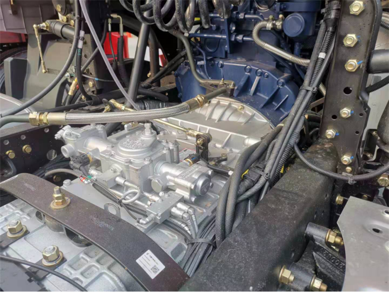 1607509209078.png 内外大换新,专属动力加轻量化升级,全新陕汽德龙M3000 S牵引车1091.png