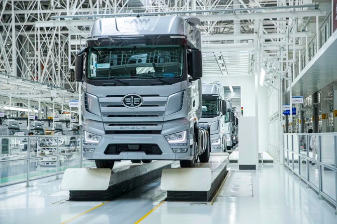 连续三年蝉联榜首！一汽解放发明专利公开量领跑商用车行业！