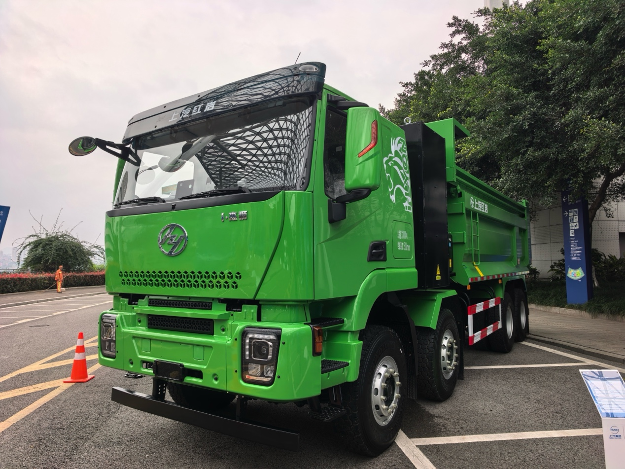 &ldquo;工程之王&rdquo;回归！49.99万起售的上汽红岩i&middot;杰狮8&times;4新能源自卸车